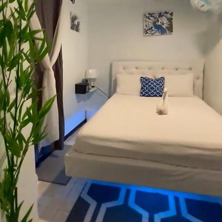Blue Royalty Bed and Breakfast Portmore Εξωτερικό φωτογραφία