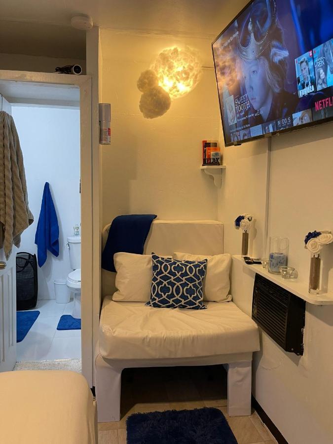 Blue Royalty Bed and Breakfast Portmore Εξωτερικό φωτογραφία