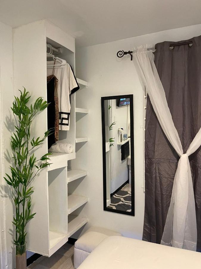 Blue Royalty Bed and Breakfast Portmore Εξωτερικό φωτογραφία